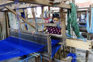 Fabrication traditionnelle d‘ikat à Sidemen, Bali